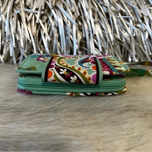 VERA BRADLEY Tutti Frutti 2013 Smartphone Wristlet Green Pink Lippies Case - Picture 7 of 10